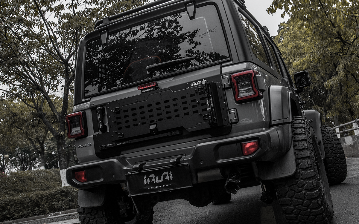 IRURI Exhaust Tip for Jeep Wrangler