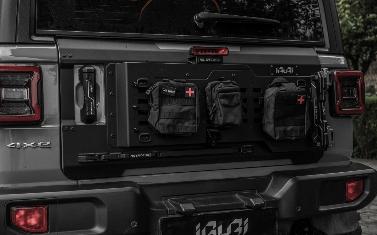 IRURI Rear Tailgate Molle Panel for Jeep Wrangler