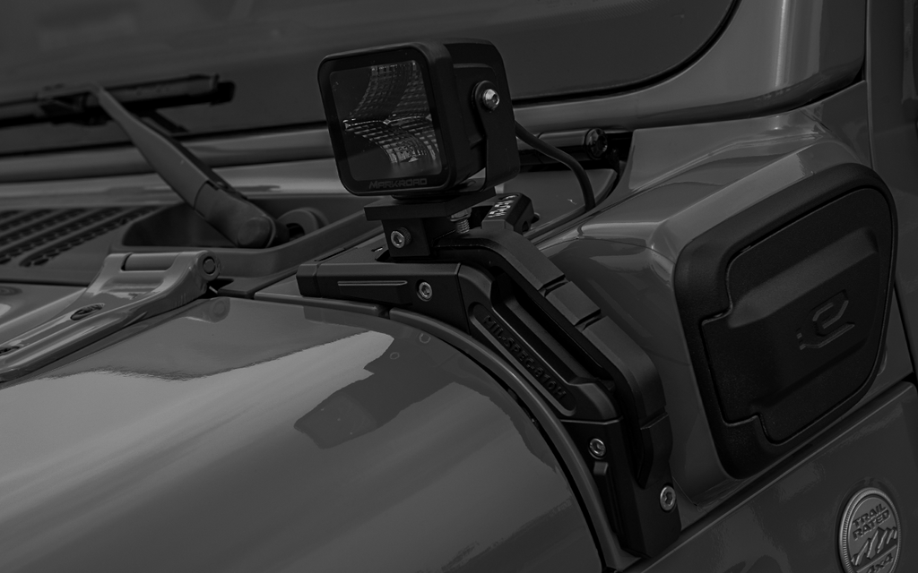 IRURI-Adjustable A-Pillar Light Mounting Brackets for Jeep Wrangler  - Dual Pod LED Light Holder & 45° Angle Adapter Kit (Pair)