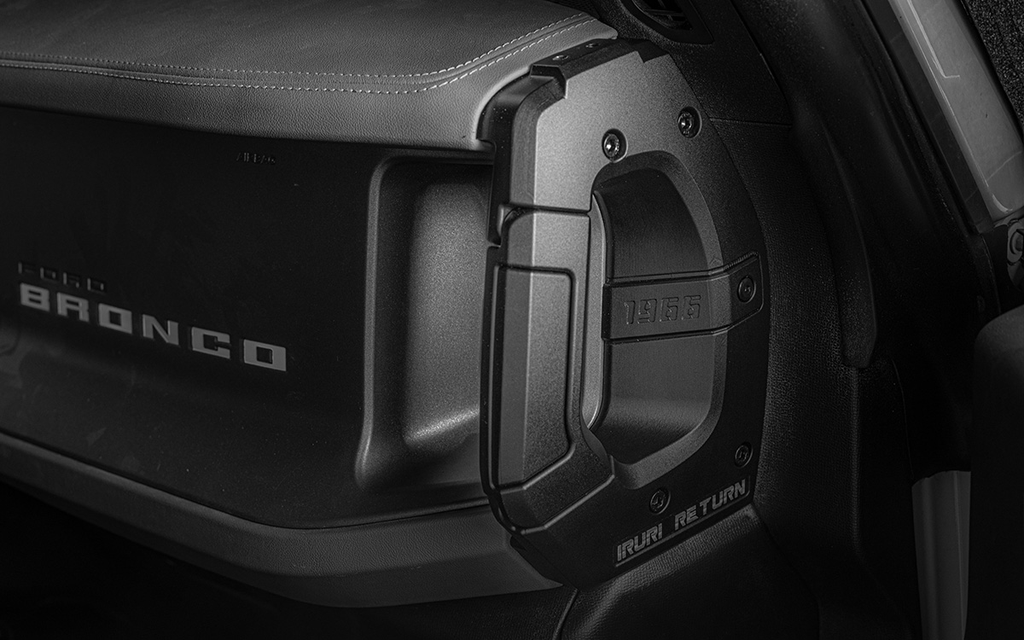 IRURI Bronco Center Console Side Grab Handles（a pair）
