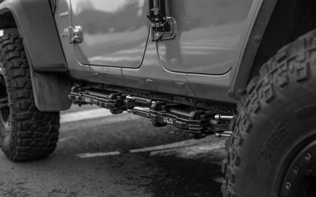 IRURI Adjustable Side Ladder for Jeep Wrangler