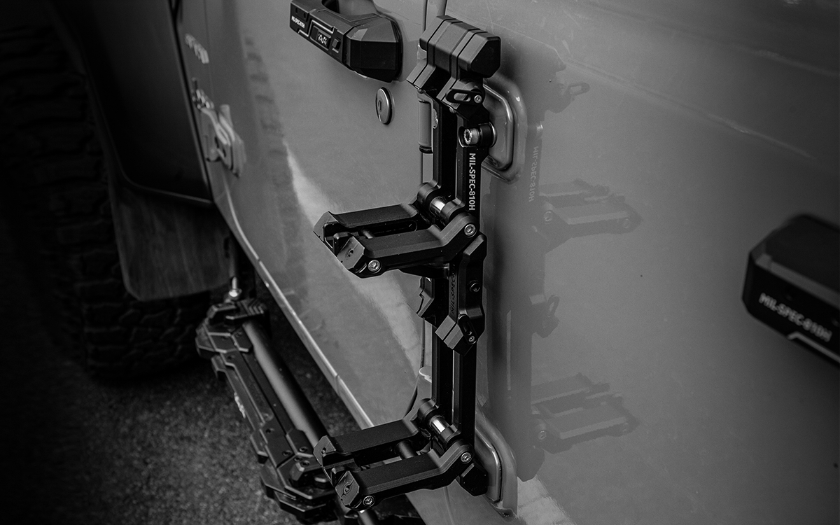 IRURI Rugged Side Ladder – Roof Access Ladder for Jeep Wrangler