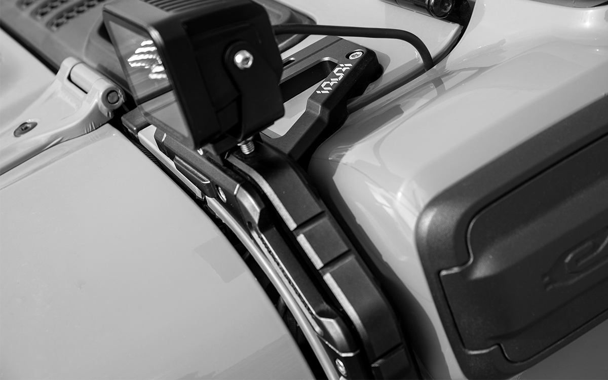 IRURI A-Pillar Light Mounting Bracket for Jeep Wrangler