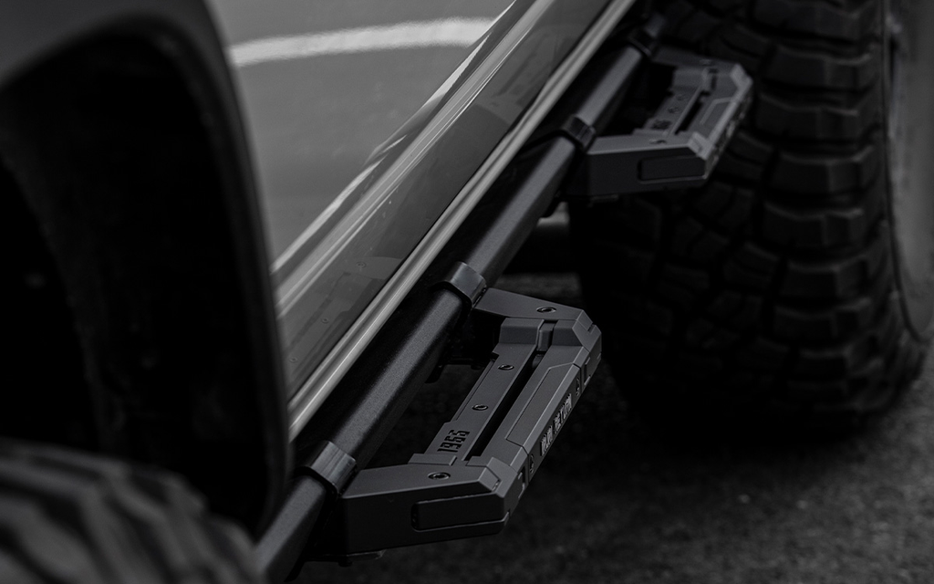 IRURI Quick-Release Rock Rail Side Steps for Ford Bronco（a pair）