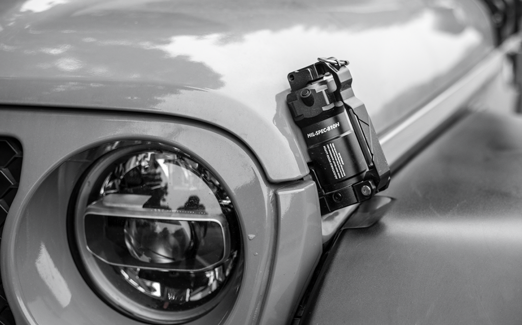 IRURI "Grenade" Hood Latch & Sand Mirror Kit for Jeep Wrangler（a pair）