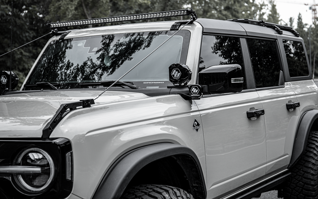 IRURI-RETURN Bronco A-Pillar Light Bar Mount – Triple LED Pod（a pair）