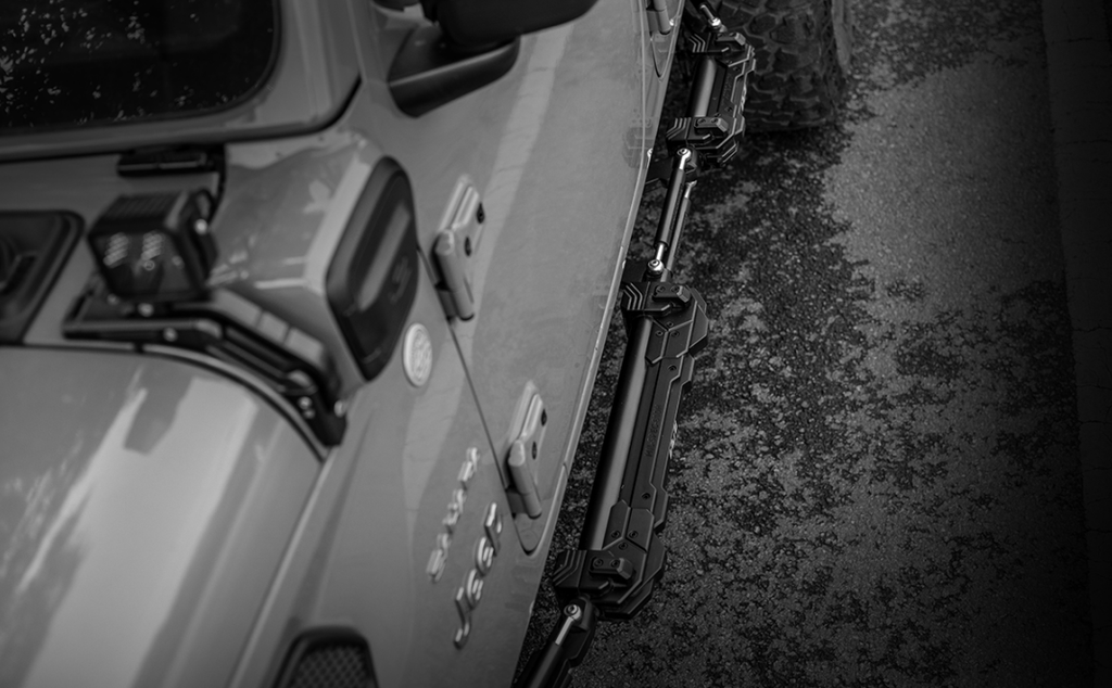 IRURI Adjustable Side Ladder for Jeep Wrangler