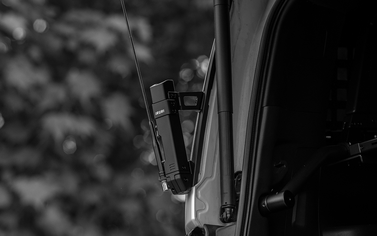 IRURI Flag Pole Mount for Toyota Land Cruiser Prado LC250