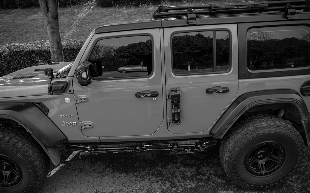 IRURI Adjustable Side Ladder for Jeep Wrangler