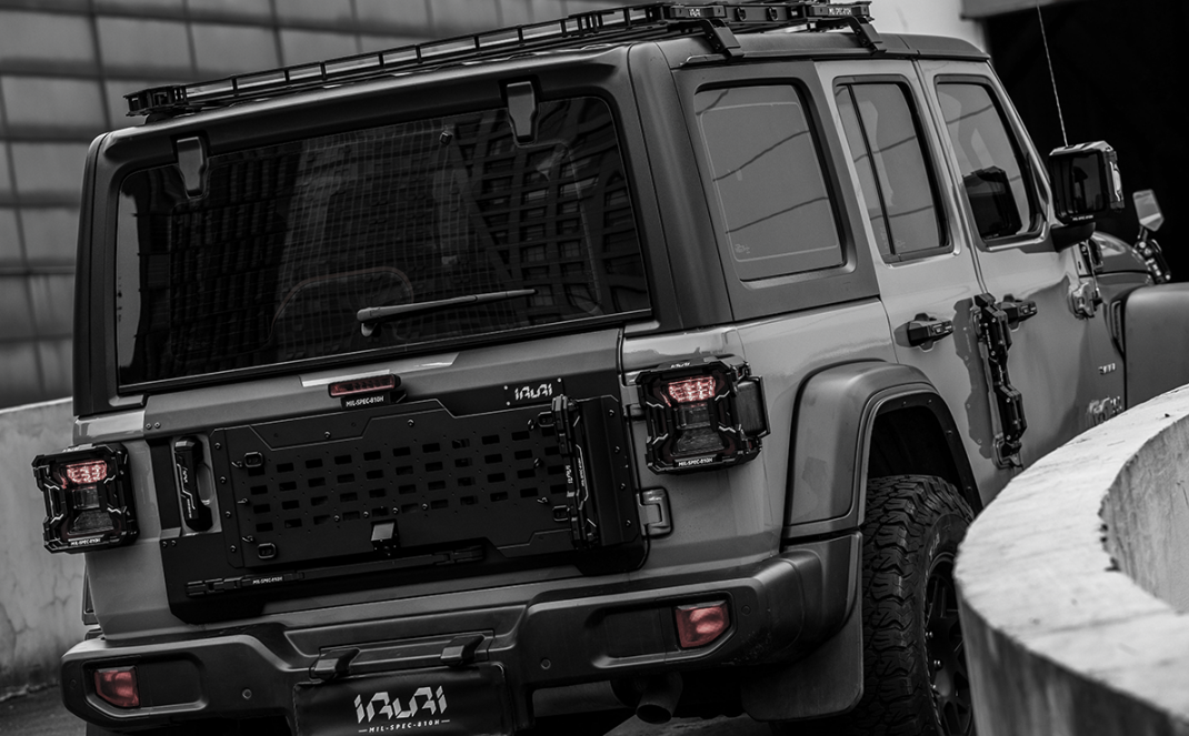IRURI Taillight Guard Covers for Jeep Wrangler LED Tail Lights（a pair）