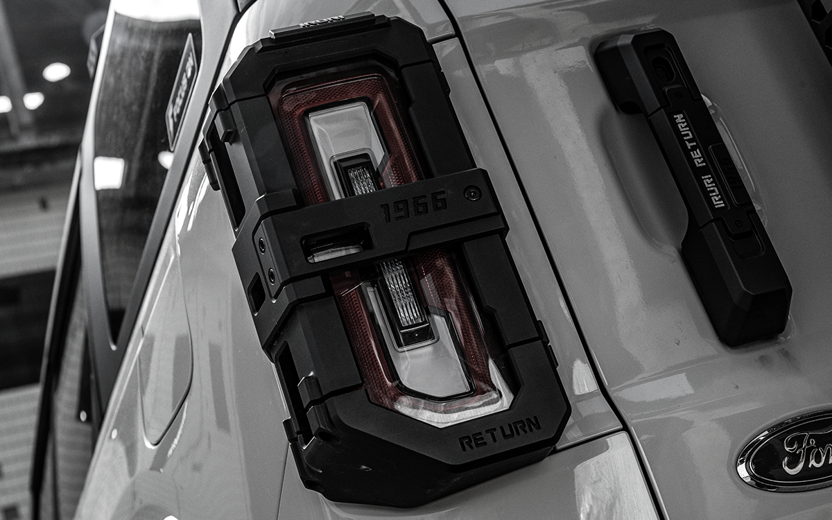 IRURI-RETURN Bronco Tail Light Guards(a pair）